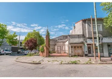Casa de 3 ambientes en venta en LA PERLA