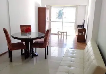 Departamento de 1 ambiente en venta en Área Centro
