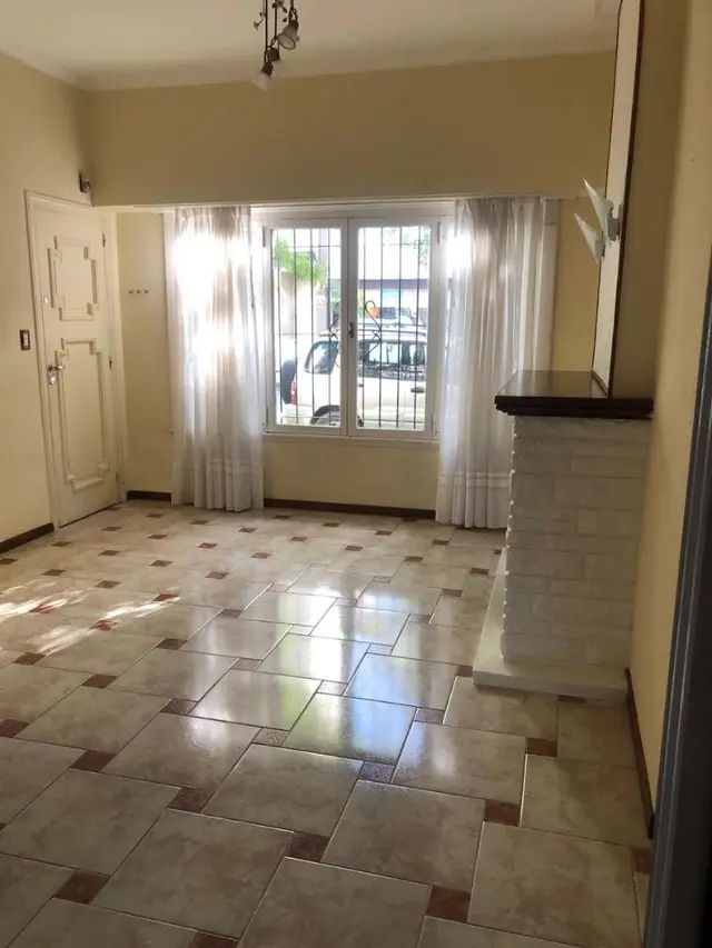 Casa de 3 ambientes en venta en ESTACION TERMINAL (ALDREY)