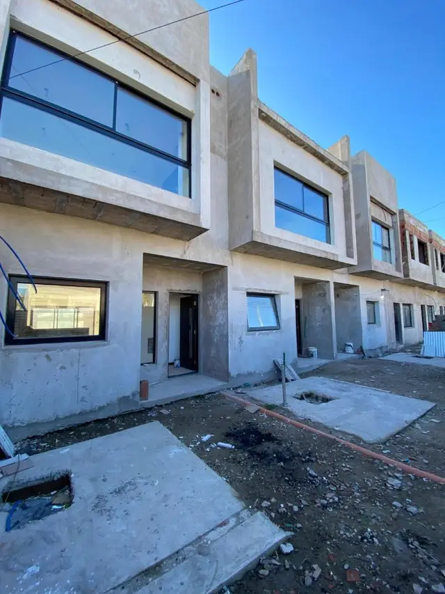 Casa de 3 ambientes en venta en PUNTA MOGOTES