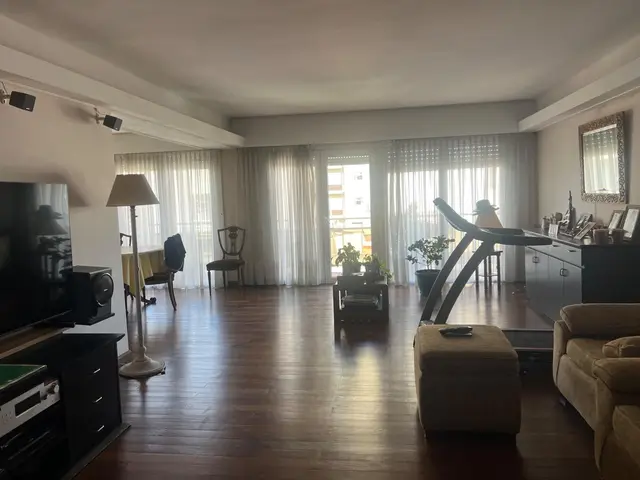 Departamento de 4 ambientes en venta en Centro