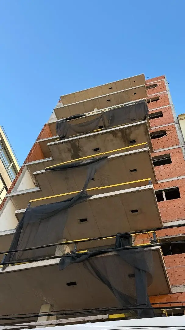 Departamento de 4 ambientes en venta en LEANDRO N. ALEM