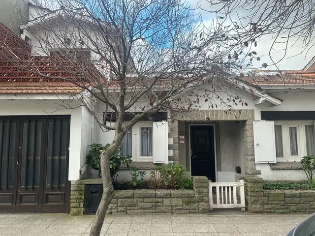 Casa de 6 ambientes en venta en GENERAL ROCA