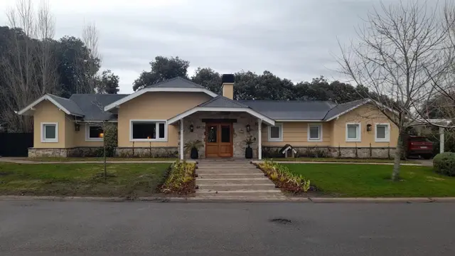 Casa de 4 ambientes en venta en NEWBERY JORGE