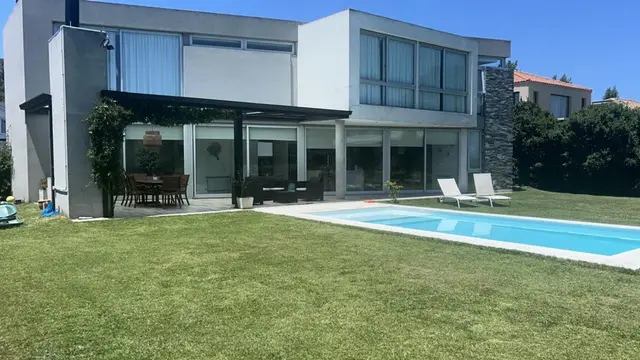 Casa de 4 ambientes en alquiler en NEWBERY JORGE