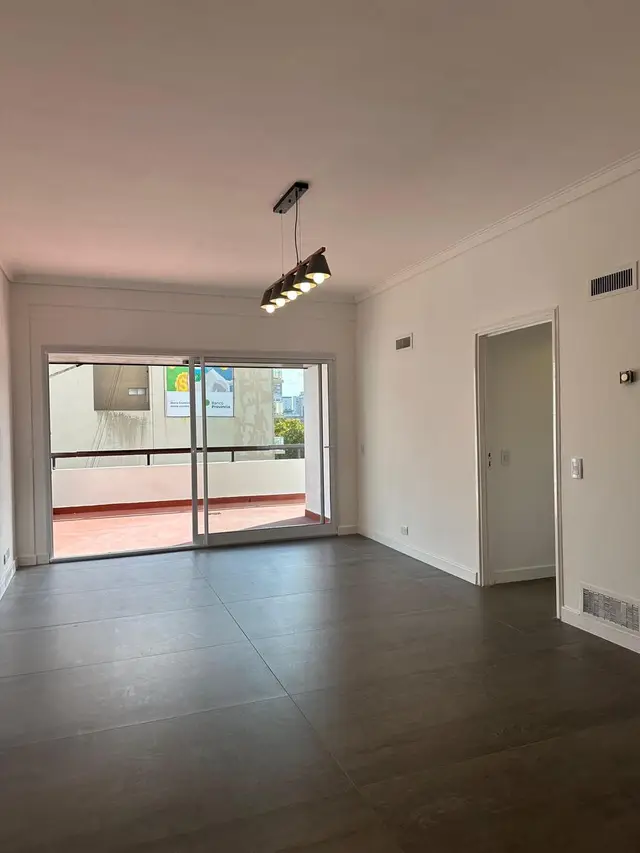 Departamento de 4 ambientes en venta en Centro