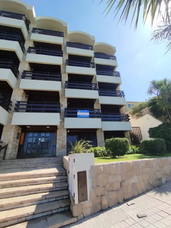 Departamento de 4 ambientes en venta en DE LA PLAZA FORTUNATO
