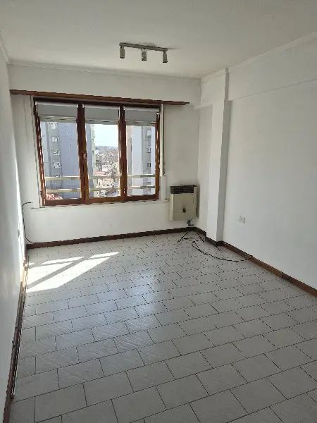 Departamento de 2 ambientes en alquiler en LA PERLA