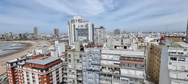 Departamento de 1 ambiente en venta en AREA CENTRO