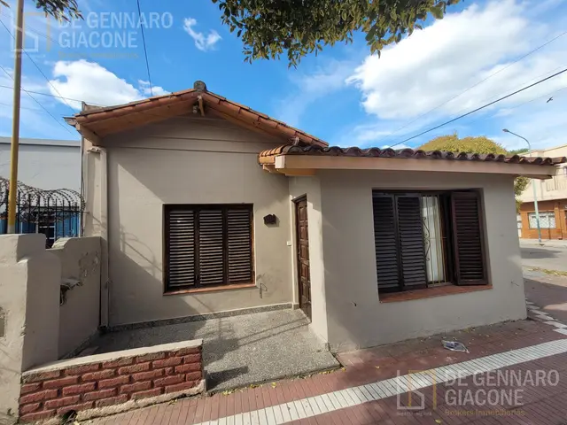 Casa de 3 ambientes en venta en Centro