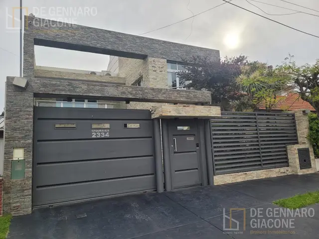 Casa de 3 ambientes en venta en PUNTA MOGOTES