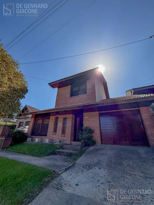 Casa de 4 ambientes en venta en COLINAS DE PERALTA RAMOS