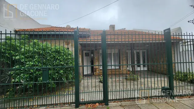 Casa de 3 ambientes en venta en NUEVA POMPEYA
