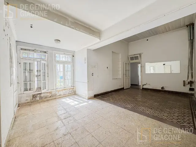 Casa de 3 ambientes en venta en LA PERLA