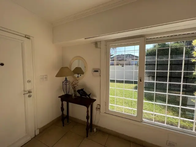 Casa de 4 ambientes en venta en Los Troncos