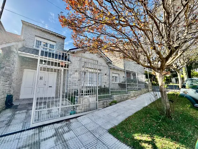 Casa en venta en LOS TRONCOS