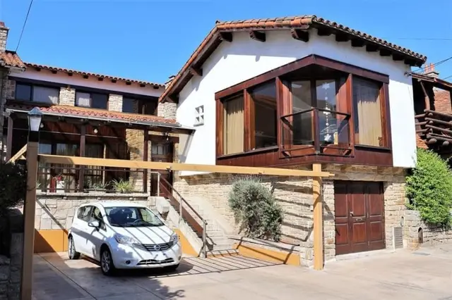 Casa de 5 ambientes en venta en LEANDRO N. ALEM