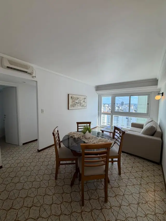 Departamento de 2 ambientes en venta en Centro
