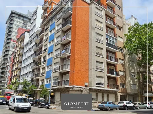 Departamento de 3 ambientes en venta en Área Centro