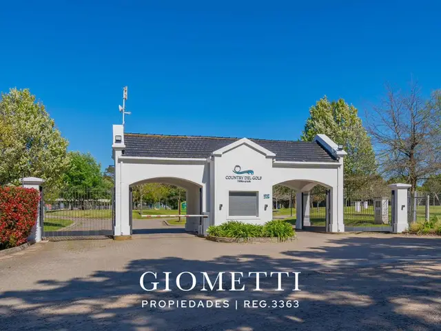 Terreno en venta en Bosque Peralta Ramos
