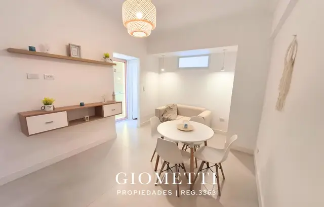 Departamento de 2 ambientes en venta en Centro