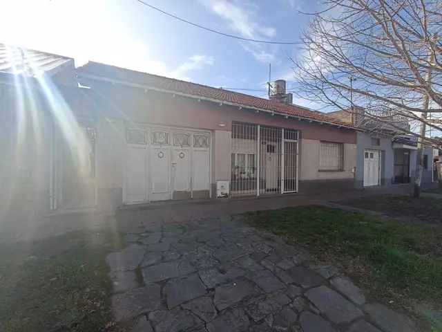 Casa de 2 ambientes en venta en DE LA PLAZA FORTUNATO