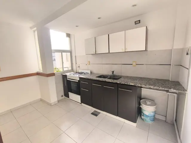 Departamento de 3 ambientes en venta en Centro