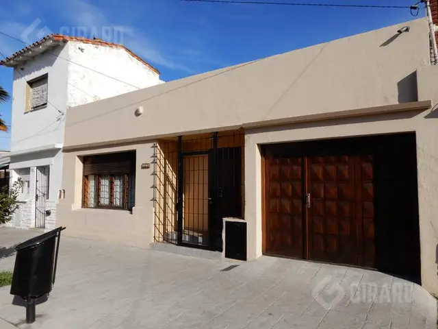 Casa de 4 ambientes en venta en DON BOSCO