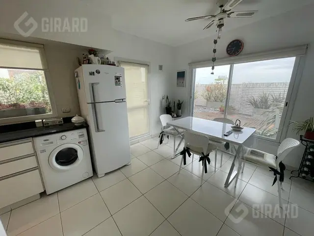 Departamento de 4 ambientes en venta en Centro