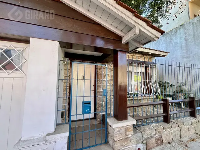 Casa de 4 ambientes en venta en LA PERLA