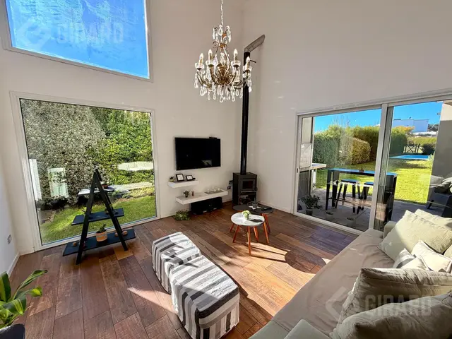 Casa de 4 ambientes en venta en Arenas del Sur
