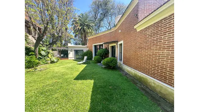 Casa de 1 ambiente en venta en Libertad