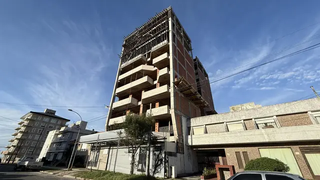 Departamento de 2 ambientes en venta en PARQUE LURO