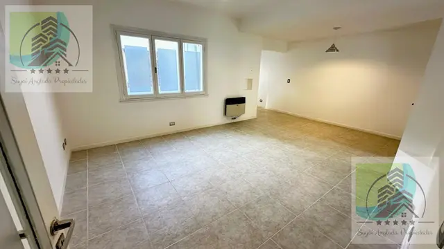 PH de 3 ambientes en venta en Área Centro