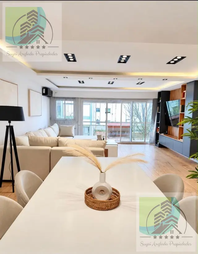 Departamento de 4 ambientes en venta en Centro