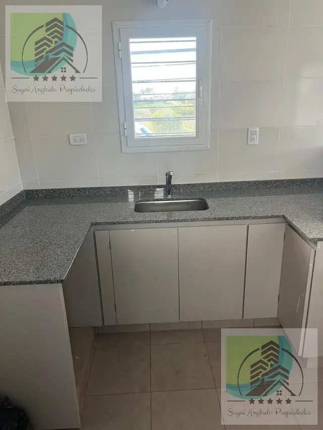 Casa de 2 ambientes en venta en Los Acantilados