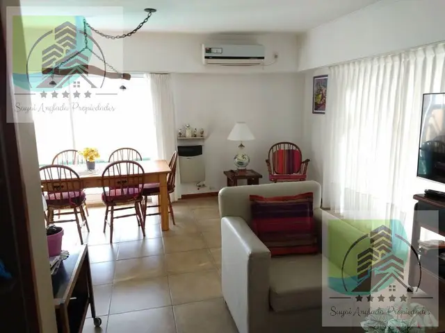 Departamento de 4 ambientes en venta en Centro