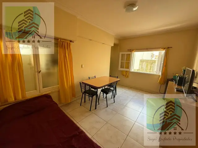 Departamento de 2 ambientes en venta en Centro