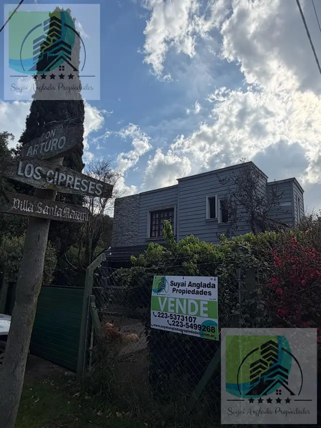 Casa de 4 ambientes en venta en Bosque Peralta Ramos