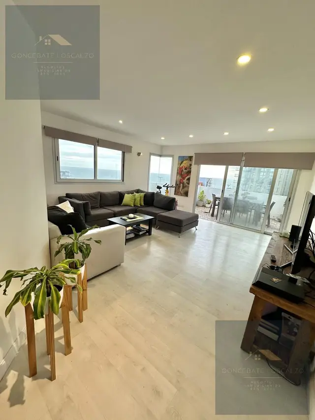 Departamento de 4 ambientes en venta en PARQUE LURO