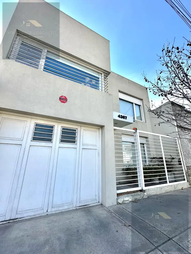 PH de 4 ambientes en venta en VILLA PRIMERA