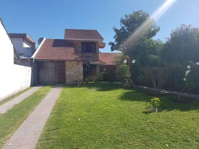 Casa de 3 ambientes en venta en SANTA MONICA