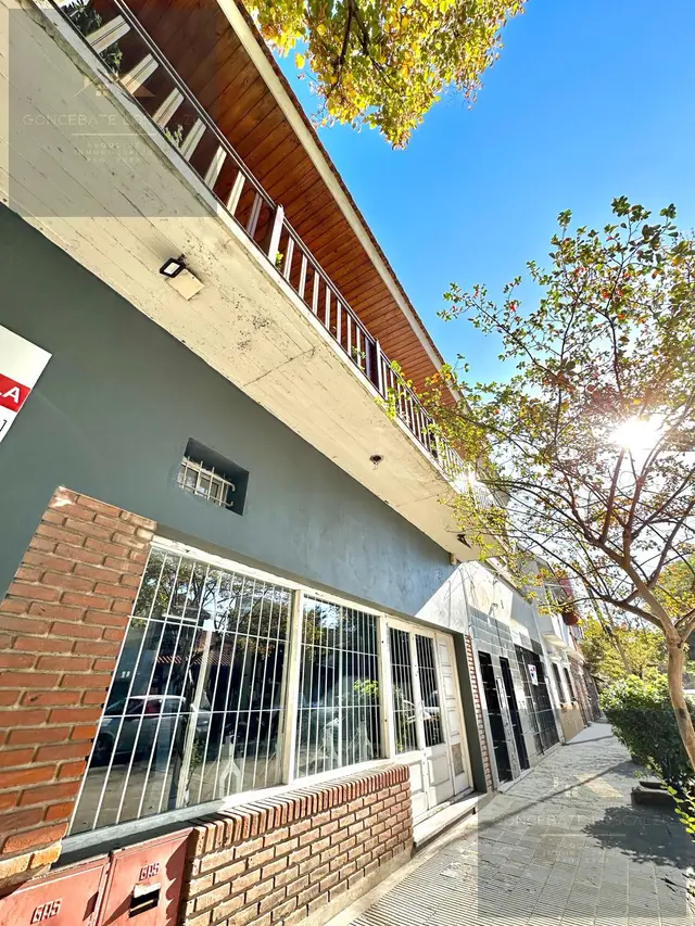Local de 4 ambientes en venta en SAN JUAN