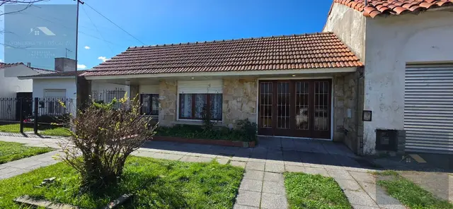 Casa de 4 ambientes en venta en PERALTA RAMOS OESTE