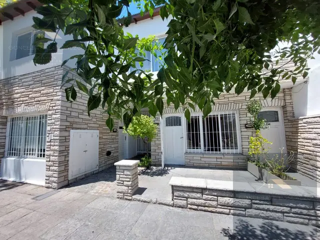 PH de 4 ambientes en venta en SANTA MONICA