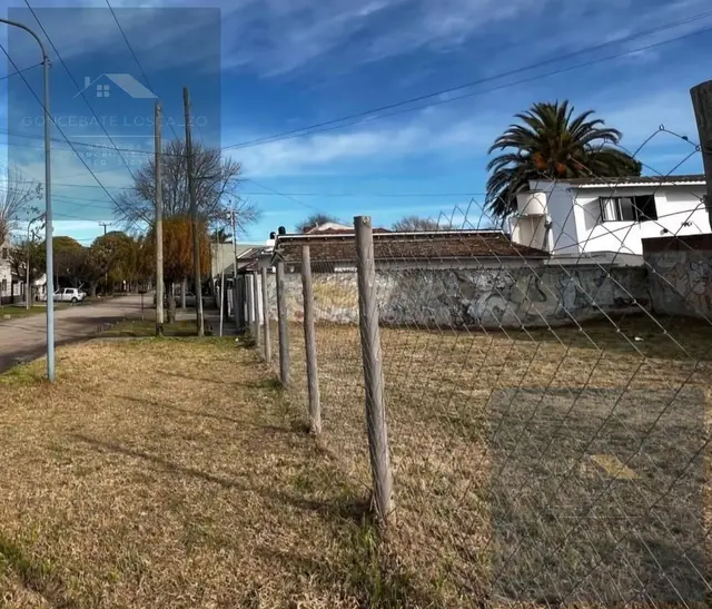 Terreno en venta en Caisamar