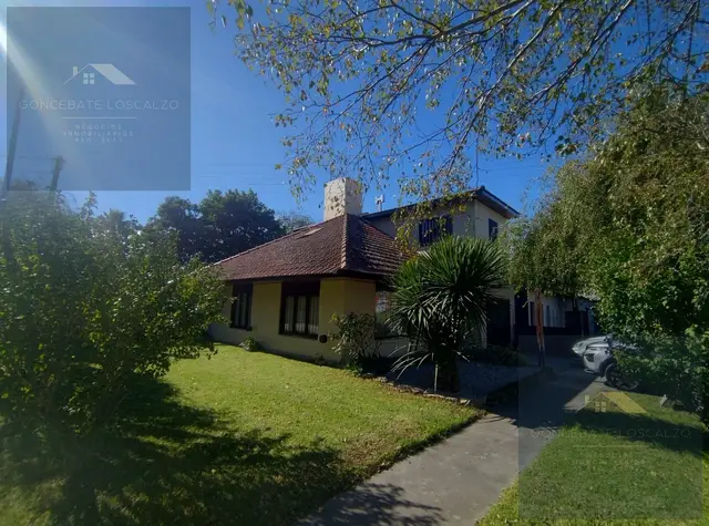 Casa de 4 ambientes en venta en LOS PINARES