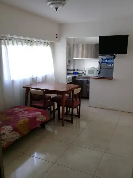 Departamento de 2 ambientes en alquiler en Centro