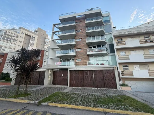 Departamento de 2 ambientes en alquiler en LA PERLA