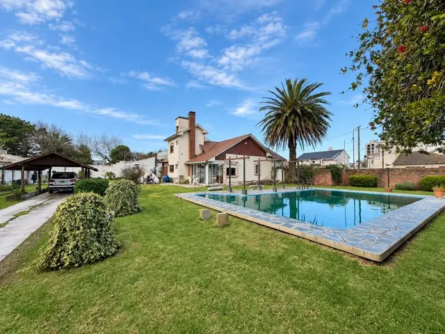 Casa de 4 ambientes en venta en Zacagnini